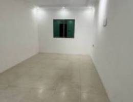  شقه للايجار بحولي تشطيب سوبر لوكس غرفة وصالة وحمام ومطبخ مساحات كبيرة 