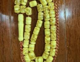  شقة جديده ٣ غرف ماستر  صاله مع خدماتها وغرفة عامل ماستر غرفة غسيل مصعد 