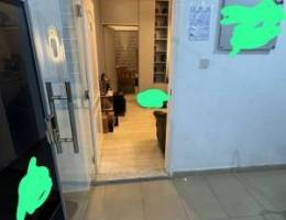  مكتب للايجار في العقيلة 