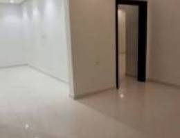  للايجار شقه فى صباح الاحمد 