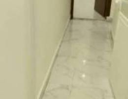  للايجار شقه ارضي  الواحه ق٤ مدخل خاص 