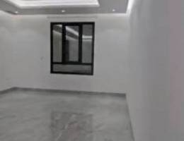  للايجار دور اول ساكن في القرين 