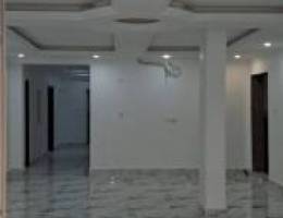  للايجار بالظهر بيت ثلاث ادوار ارضي و٤ شقق 