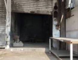  للبيع محل موقع مميز 