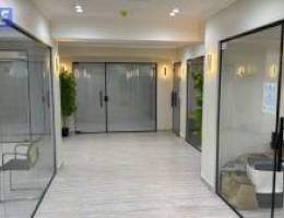  مكتب للايجار ف العاصمه م 30متر شي مرتب 340 