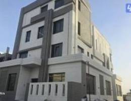  N6 المطلاع للإيجار شقتين ٤ غرف ٤ حمامات تشطيب راقي إطلالة على الحديقة 