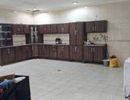  دور ارضي وأول دوبلكس مواقف مظله سخان مركزي ستلايت مركزي صالات مفتوحه 