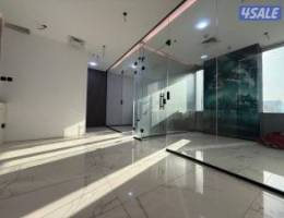  متوفر دور تجاري في برج كتير راقي ، بموقع متميز بشرق المساحه ١٨٠م 