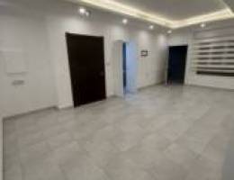  حطين شقه سرداب فيها بلكونه 2 موقف  يمنع الوسطاء 