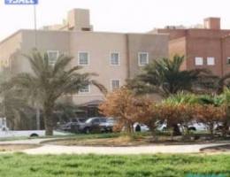  للايجار شقة ٣ غرف نوم +غرفة (عامل ه) قطعه ١١ مقابل جمعية الاندلس 