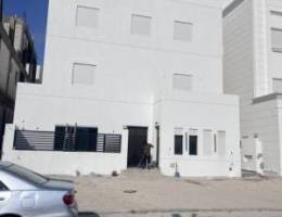  للبيع بيت المطلاع ان 8 ثلاث ادوار وربع 