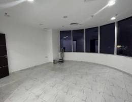  دور كامل تجاري للإيجار في الفروانية . 