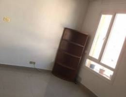  للايجار استيديو في مشرف للسيدات فقط.  غرفه حمام 