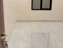  للإيجار شقه بجنوب عبدالله مبارك 