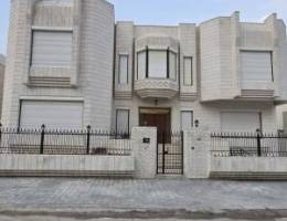  فرصة روعه ولاتعوض.. للعوائل الكبيره .. للإيجار بيت بقرطبه 750م مجدد 