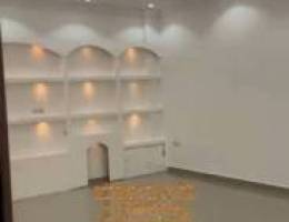  ابو فطيره دور ارضي مع ديوانه 