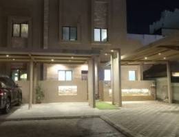  شقه للايجار 