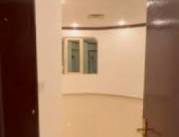  شقة للايجار في سعدالله ق٦ 