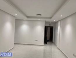  للإيجار شقة للعائلات او نساء 