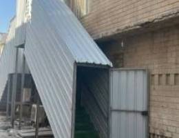  للايجار شقة من دور اول معاريس او عايله صغيره 