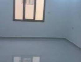  3 غرف نوم + غرفة مديرة منزل  + صالة + حمامين  ومطبخ 