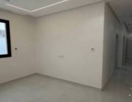  شقه في الدوحه تشطيب جديد 