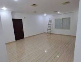  شقه للايجار بالعقيله 