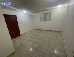  للايجار شقه بالقيروان قطعه ١ 