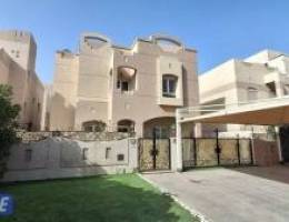  للايجار فيلا في العقيله 