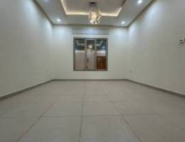  شقة في الرميثية مساحه الشقة 250 