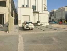  لايجار سعد العبدالله شقه مع حوش السطح وديوانيه ع السطح 