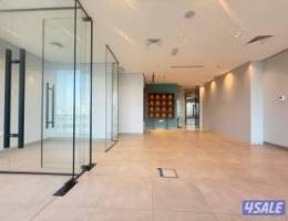  متوفر مكتب تجاري في برج كتير راقي بموقع متميز بالقبله مساحة ٧٠م 