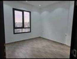  للإيجار دور أرضي وشقتين 