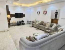  للإيجار شاليه دو ارضي مع حديقه خاصه ومدخل خاص متوفر 