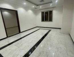  للايجار شقة في سعدالعبدالله ثلاث غرف و ثلاث حمامات و صاله و مطبخ 