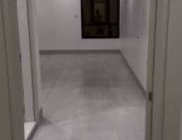  شقه للإيجار للمعاريس ، تشطيب فاخر موقع مميّز 