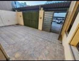  للايجار دور ارضي ابوفطيره مع حوش 