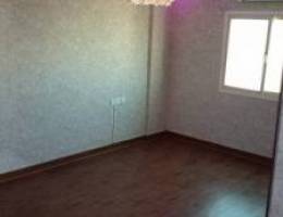  شقه للإيجار غرفه وصاله وحمام ومطبخ جاهزه للتسليم فوري متاح كويتي او وا 