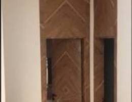  للأيجار شقة بالروف مع بلكونة كبيرة غرفتين ومطبخ وحمام 