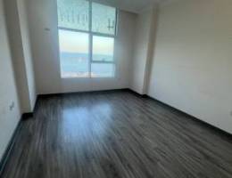  الايجار شقة مطلة على البحر 