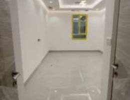  للايجار شقه ابو فطيره اول ساكن 