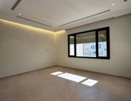  شقتين بنفس التصميم شمال غرب صليبيخات ٣غرف نوم وحمامين وغرفة 