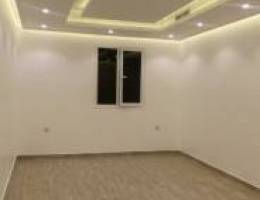  للإيجار شقة  vip في غرب عبدالله المبارك من المالك مباشر 