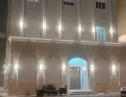  شقه للإجار دور٣ كامل مع الروف 