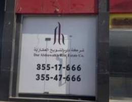  محل للإيجار بموقع مميز على شارع حيوي بالشويخ الصناعية من المالك مباشرة 