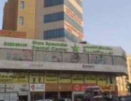  للايجار دور تجاري فخم على الشارع العام لمدخل الفروانية الرئيسي 800م 