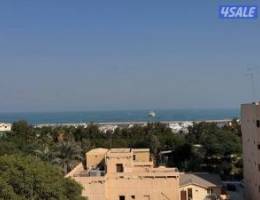  للايجار شقة في الشعب البحرى اطلالة بحرية مساحة ٢٠٠ متر 