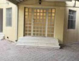  للايجار دور ارضي بالسره 4غرف 