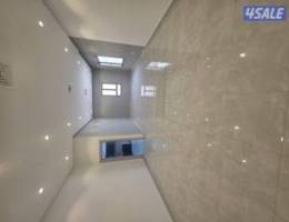  للايجار شقه الخالديه تشطيب راقي 