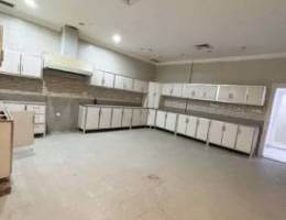  للايجار دوبلكس ارضي واول من فيلا في جابر الاحمد 